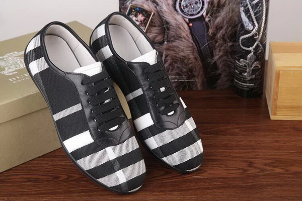 Burberry Fashion Men Sneakers--056